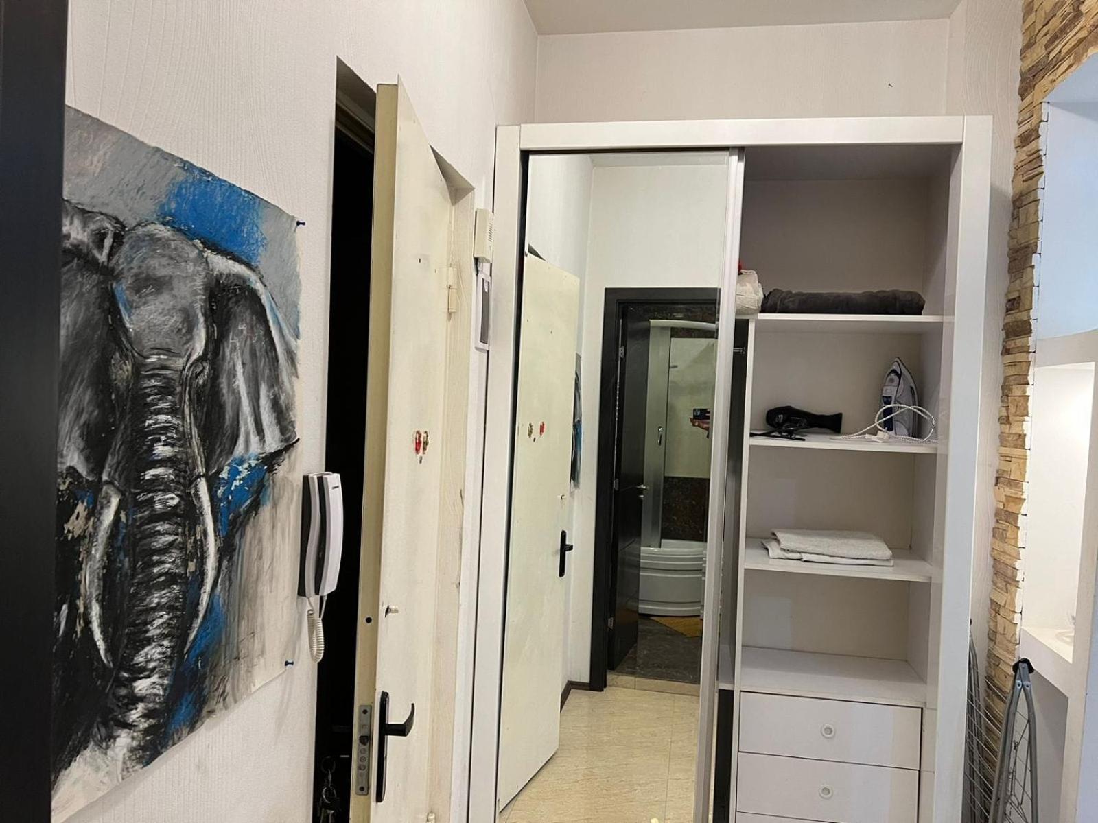 טביליסי Cozy Apartment In The City Center Mtatsminda מראה חיצוני תמונה