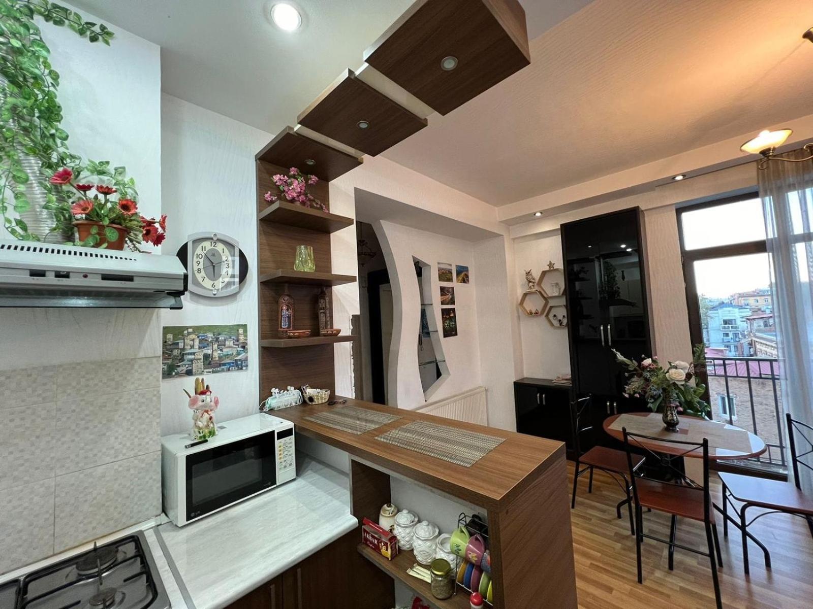 טביליסי Cozy Apartment In The City Center Mtatsminda מראה חיצוני תמונה