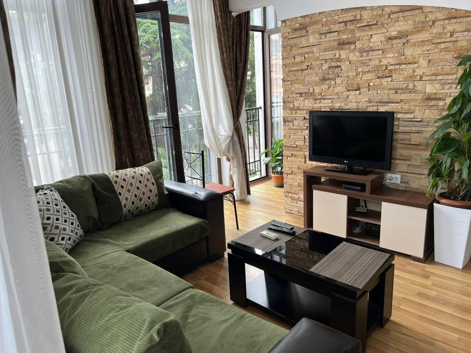 טביליסי Cozy Apartment In The City Center Mtatsminda מראה חיצוני תמונה